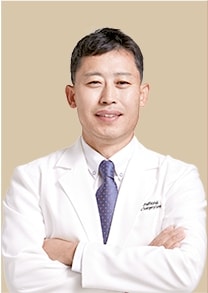 이명주 대표원장 / 성형외과 전문의